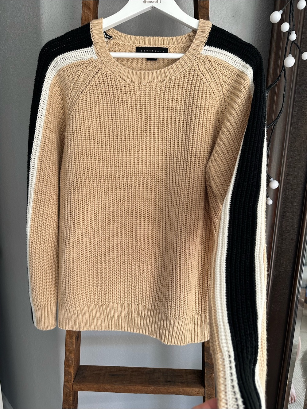 Sanctuary crewneck Sweater with Black & White Stripe Sleeve, size large - Picture 6 of 16